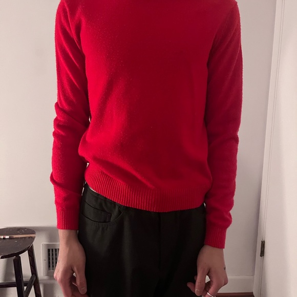 COPY - Vintage Bright Red Turtleneck - Picture 4 of 5